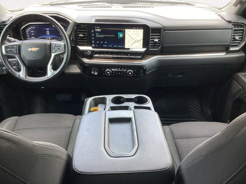 Used 2023 Chevrolet Silverado 1500 LT RWD image 4