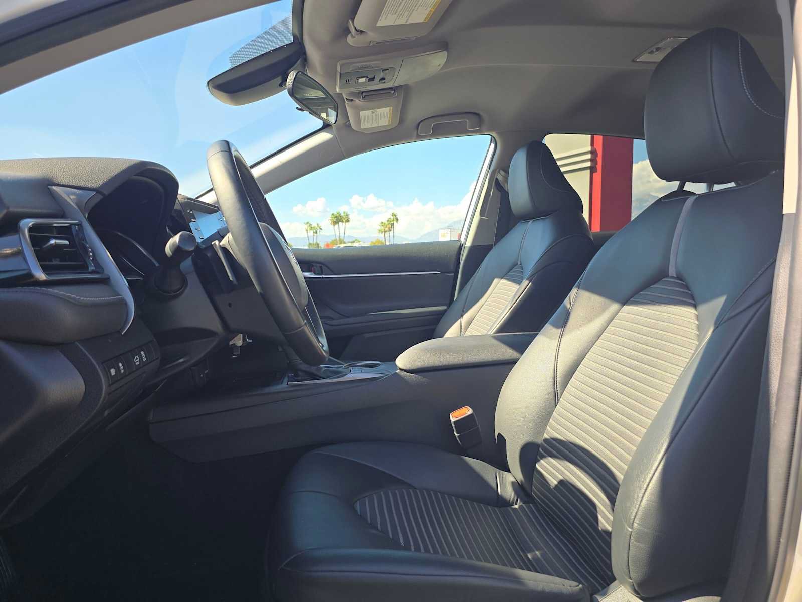 Certified 2022 Toyota Camry SE w/ Carpet Mat Package (TMS) FWD image 20