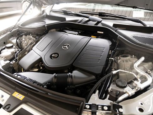 Used 2026 Mercedes-Benz GLC 300 image 30