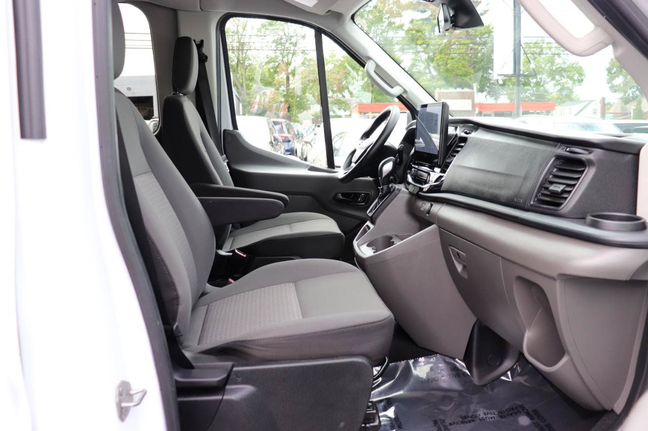 Used 2024 Ford Transit 350 XLT RWD image 12