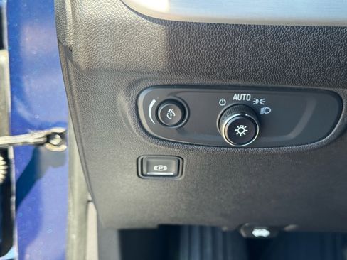 Used 2020 GMC Terrain SLE w/ Driver Convenience Package image 19