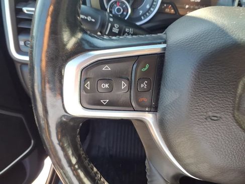 Used 2020 RAM 1500 Laramie AWD/4WD image 7