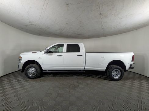 New 2026 RAM 3500 Tradesman AWD/4WD image 3