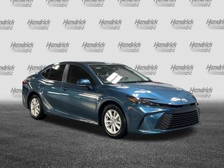 Used 2025 Toyota Camry LE FWD video 2