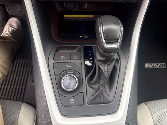 Certified 2020 Toyota RAV4 Limited AWD/4WD image 24