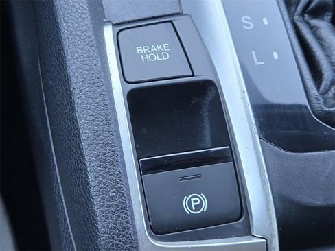 Used 2019 Honda Civic LX image 22