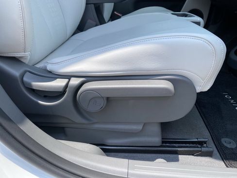 Certified 2023 Hyundai Ioniq 5 SEL w/ Cargo Package AWD/4WD image 38