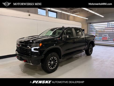 Used 2025 Chevrolet Silverado 1500 ZR2 w/ Technology Package image 1