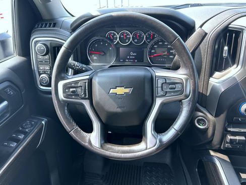 Certified 2022 Chevrolet Silverado 2500 LT w/ Convenience Package AWD/4WD image 12