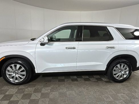 Used 2023 Hyundai Palisade SEL FWD image 6