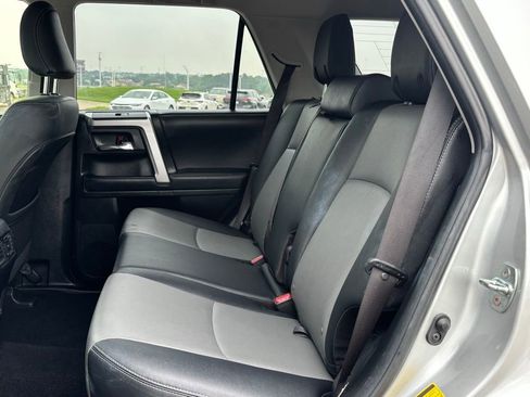 Used 2024 Toyota 4Runner SR5 Premium AWD/4WD image 5