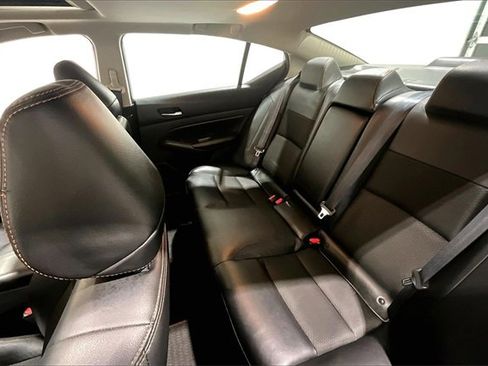 Used 2021 Nissan Altima 2.5 SR w/ SR Premium Package image 23