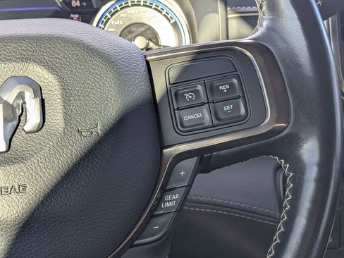 Used 2022 RAM 2500 Limited w/ Towing Technology Group image 24