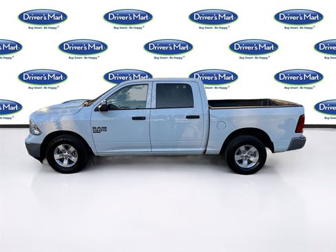 Used 2022 RAM 1500 Tradesman w/ Chrome Appearance Group image 5