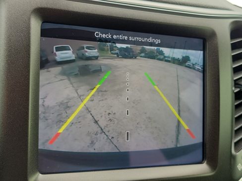 Used 2019 Jeep Cherokee Trailhawk w/ Trailer Tow Group AWD/4WD image 21