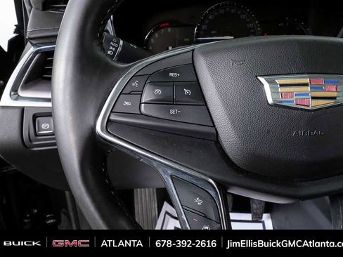 Used 2018 Cadillac XT5 Luxury w/ Driver Awareness Package image 11