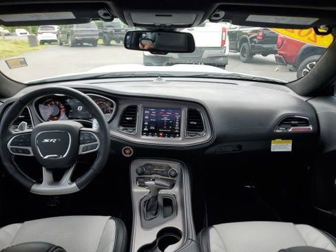 Used 2023 Dodge Challenger SRT Hellcat RWD image 18