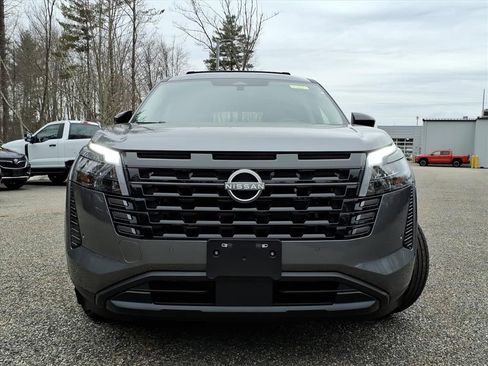 New 2026 Nissan Pathfinder SV image 2