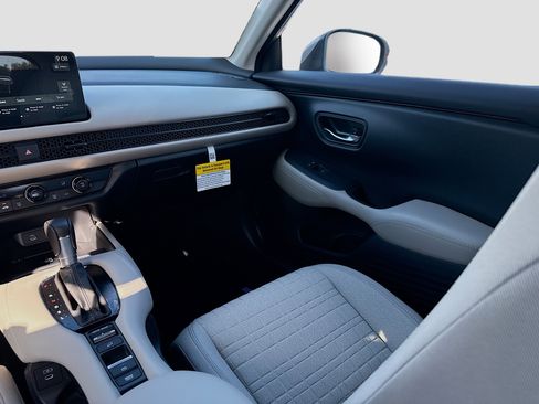 New 2026 Honda HR-V LX image 18