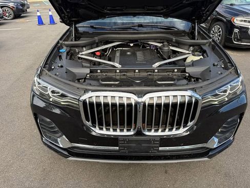 Used 2022 BMW X7 xDrive40i w/ Premium Package AWD/4WD image 28