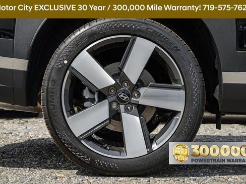 New 2026 Hyundai Santa Fe Limited AWD/4WD image 18