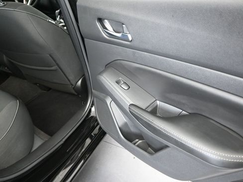 Used 2022 Nissan Altima 2.5 SV FWD image 21
