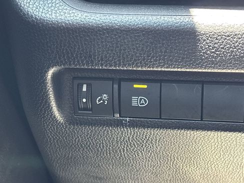 Used 2023 Toyota RAV4 XLE Premium FWD image 26