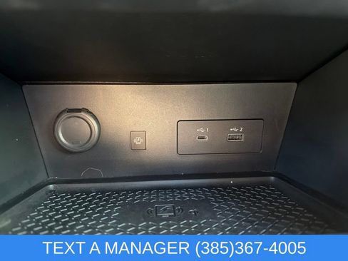 Used 2025 Nissan Pathfinder SL AWD/4WD image 24