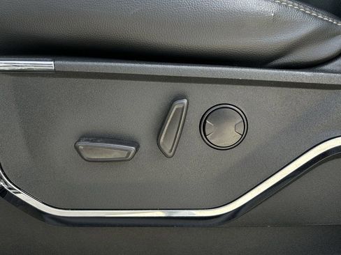 Used 2024 Ford F250 Lariat image 30