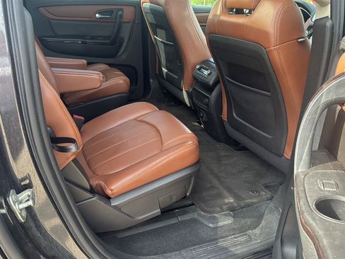 Used 2017 Chevrolet Traverse Premier w/ LPO, 'HIT The Road' Package AWD/4WD image 24