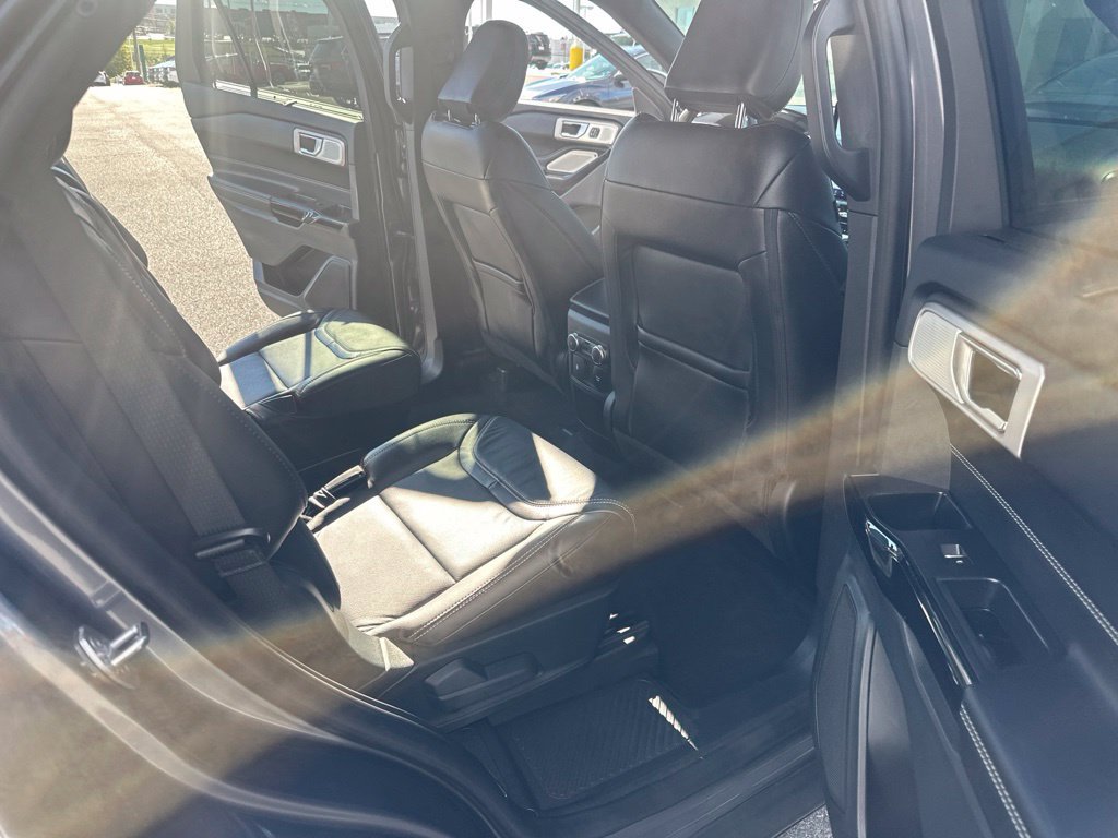 Used 2021 Ford Explorer ST w/ Equipment Group 401A AWD/4WD image 12