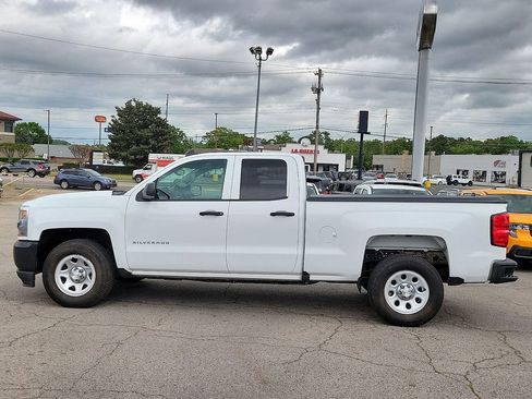 Used 2019 Chevrolet Silverado 1500 W/T w/ WT Convenience Package image 3