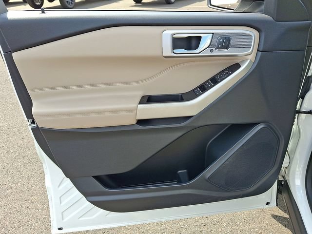 Used 2021 Ford Explorer Limited w/ Hybrid Equipment Group 310A AWD/4WD image 23