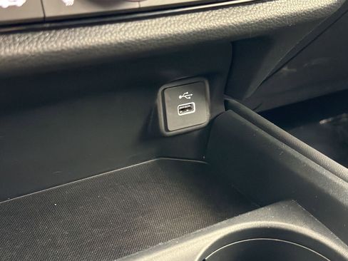 Used 2025 Honda HR-V Sport image 30