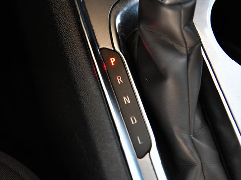 Used 2024 Chevrolet Malibu LT FWD image 24