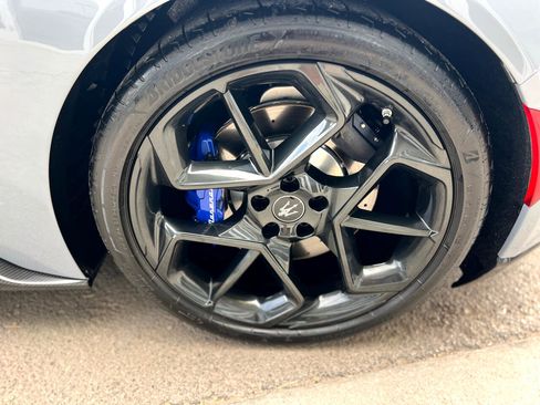 Used 2023 Maserati MC20 Spyder image 20