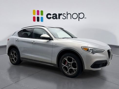Used 2022 Alfa Romeo Stelvio Ti w/ Active Assist Plus Package image 7