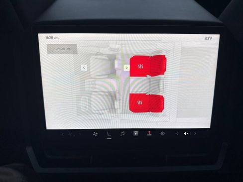 Used 2024 Tesla Cybertruck AWD Crew Cab image 14