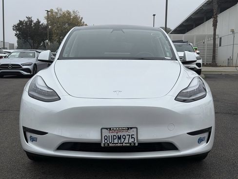 Used 2021 Tesla Model Y Long Range image 14
