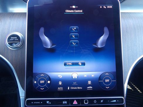 Used 2023 Mercedes-Benz GLC 300 image 29