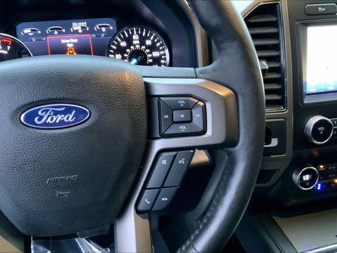 Used 2020 Ford Expedition XLT w/ Equipment Group 202A RWD image 24