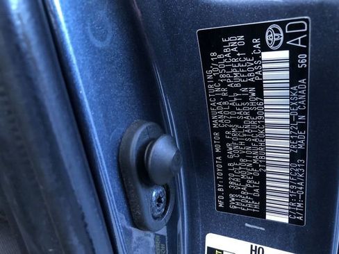 Used 2019 Toyota Corolla SE FWD image 34