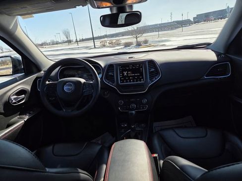 Used 2022 Jeep Cherokee Trailhawk image 57