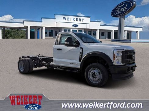 New 2026 Ford F450 XL image 1