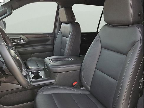 Used 2024 Chevrolet Tahoe LT image 15