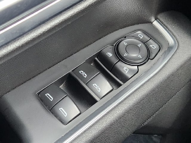 Used 2025 GMC Sierra 1500 SLT RWD image 22