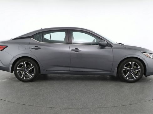 Used 2024 Nissan Sentra SV image 11