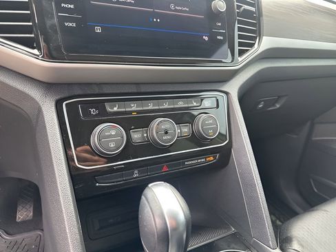 Used 2022 Volkswagen Atlas SE image 36