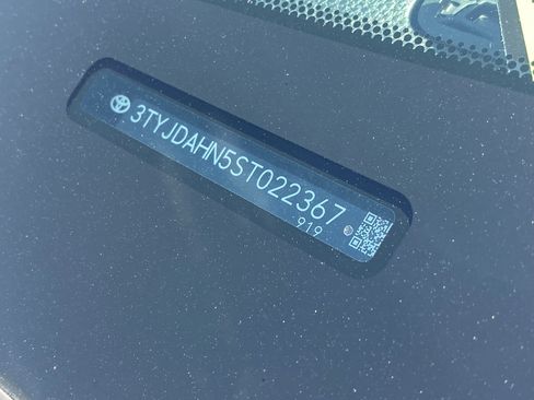 Used 2025 Toyota Tacoma SR RWD image 30