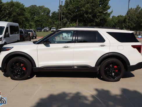 Used 2024 Ford Explorer ST w/ Equipment Group 401A AWD/4WD image 7